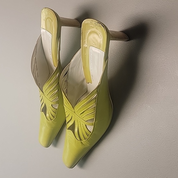 Barbara Bui Vintage Leather Peek-A-Boo Strappy Upper w/2" Heels - Size 40 - Picture 4 of 17